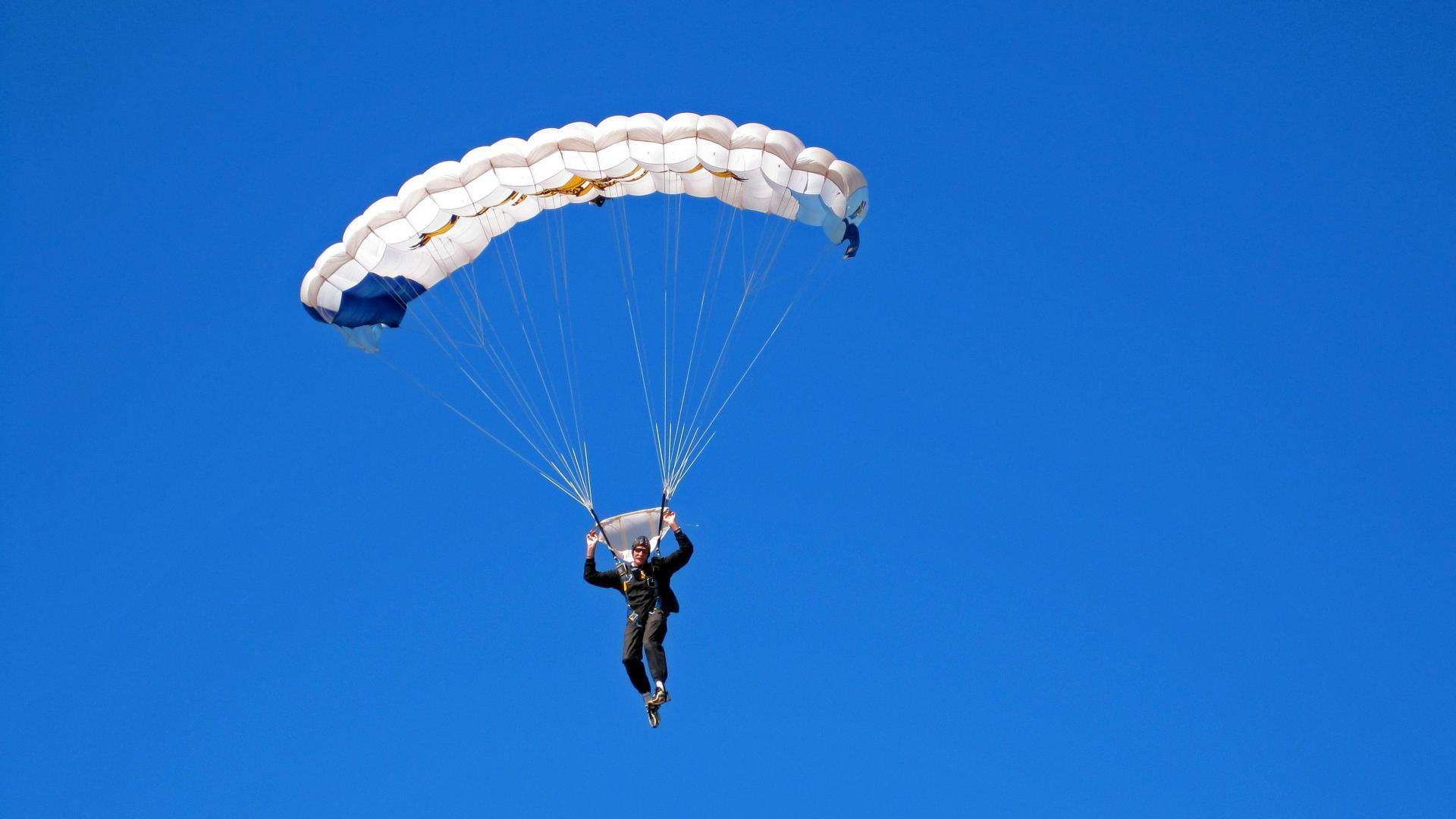 每周最火：球迷热议的比赛瞬间和高光集锦，足球比赛高光时刻