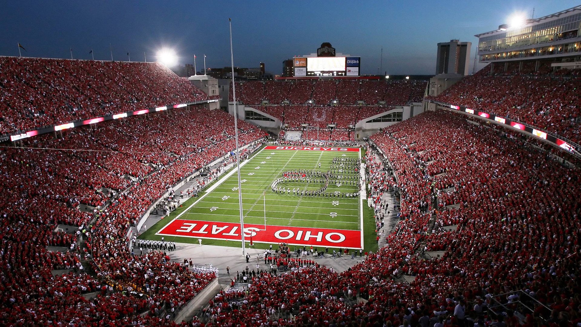 雷恩边后卫助攻频繁制造进攻优势，雷恩出过的球星